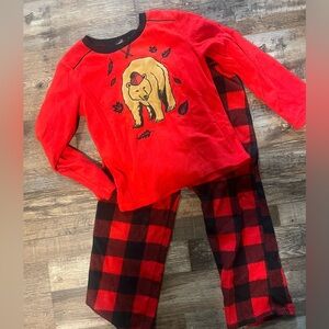 Boys size 8 pajamas. Buffalo plaid with bear. 2 piece set.